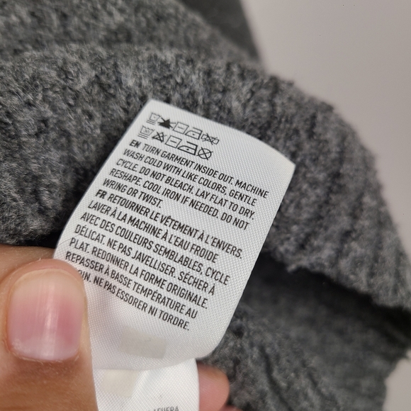 American Eagle Gray Pullover Minimal Basics Classic Crewneck Knit Sweater XL - Picture 4 of 7